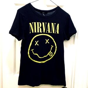Nirvana t-shirt size medium Tee Sale! $7 or 2/$10